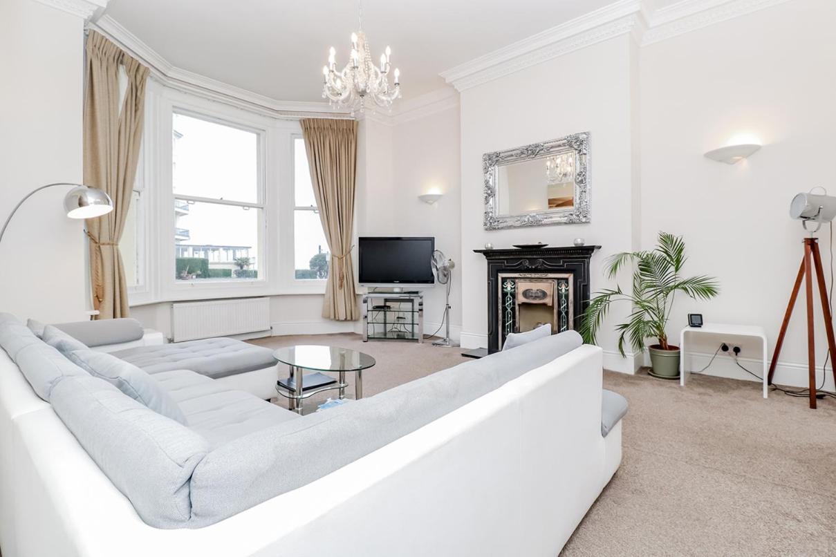 3 Queens Gardens Sea View Apartment AEGON International Esterno foto