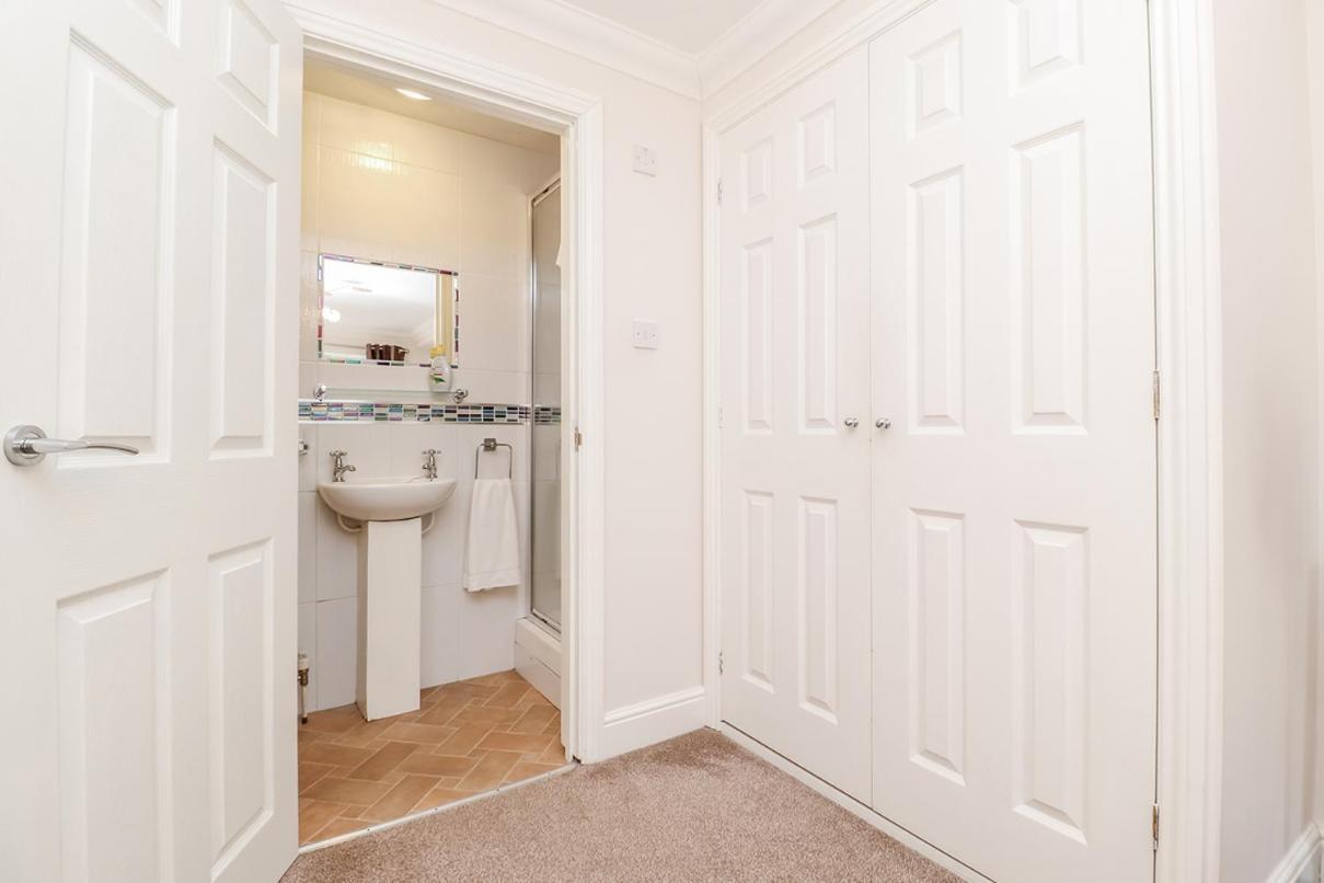 3 Queens Gardens Sea View Apartment AEGON International Esterno foto